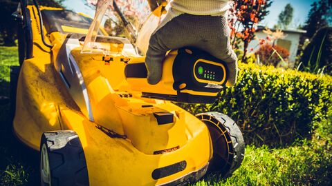Rasenmäher mit Akku