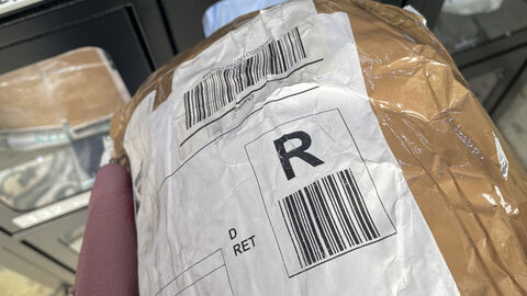 Päckchen aus dem Mysterybox-Automaten