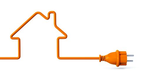 Mittels eines Stomkabels werden die Umrisse eines Hauses dargestellt