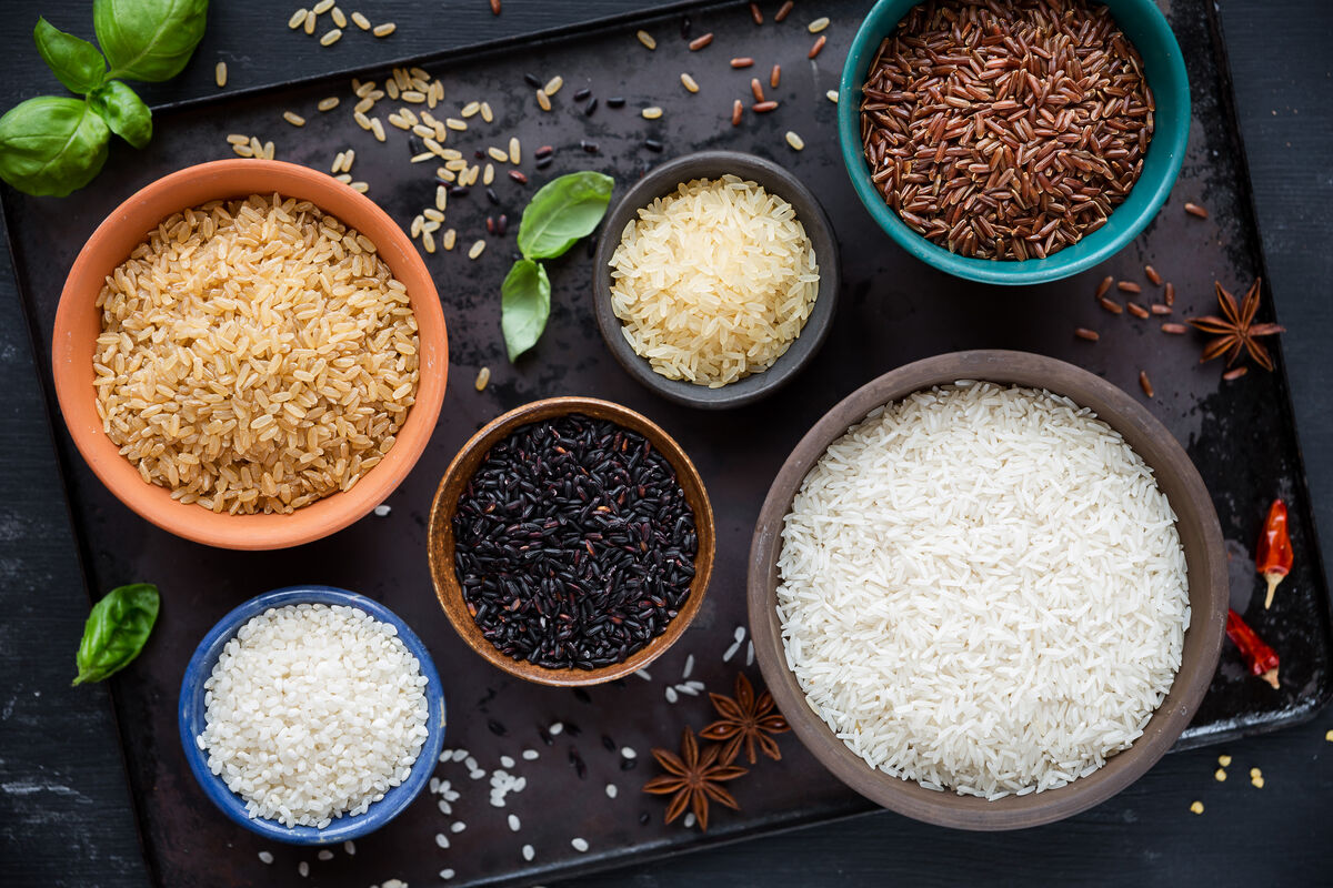 Reis, Camargue-Reis oder roter Reis, ungeschälter Naturreis Stock Photo